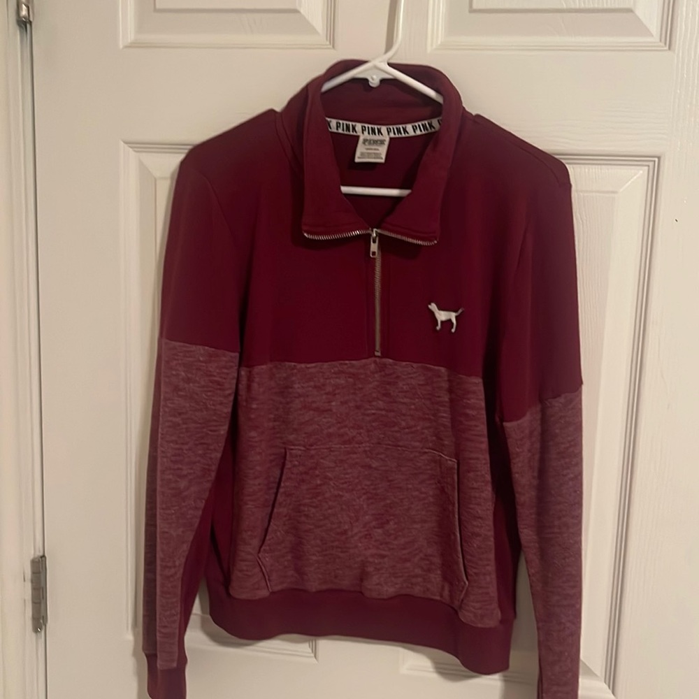 PINK Sweatshirt